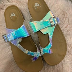 Justice sandals